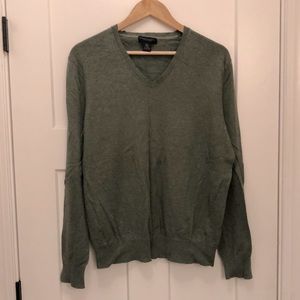 Banana Republic mens sweater. L. 3 for $10!